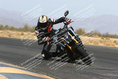 media/Apr-10-2022-SoCal Trackdays (Sun) [[f104b12566]]/Turn 7 Inside (1025am)/